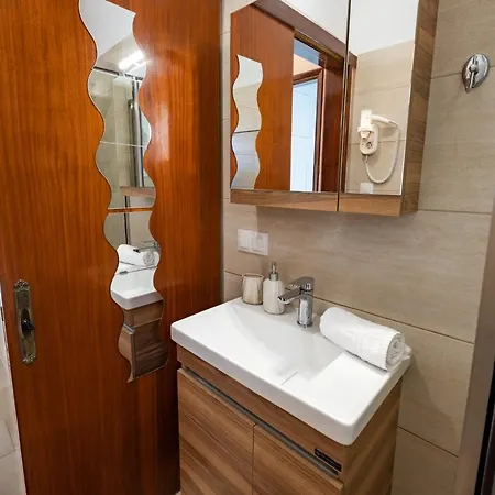 La Casa Di Volpe Alepou